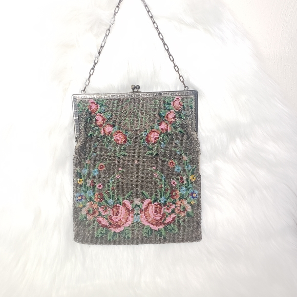 1920's Antique Czechoslovakia Beaded Evening Bag